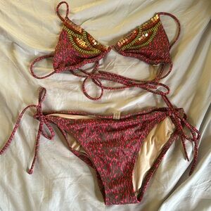 LAST CALL - Victoria’s Secret bikini suit